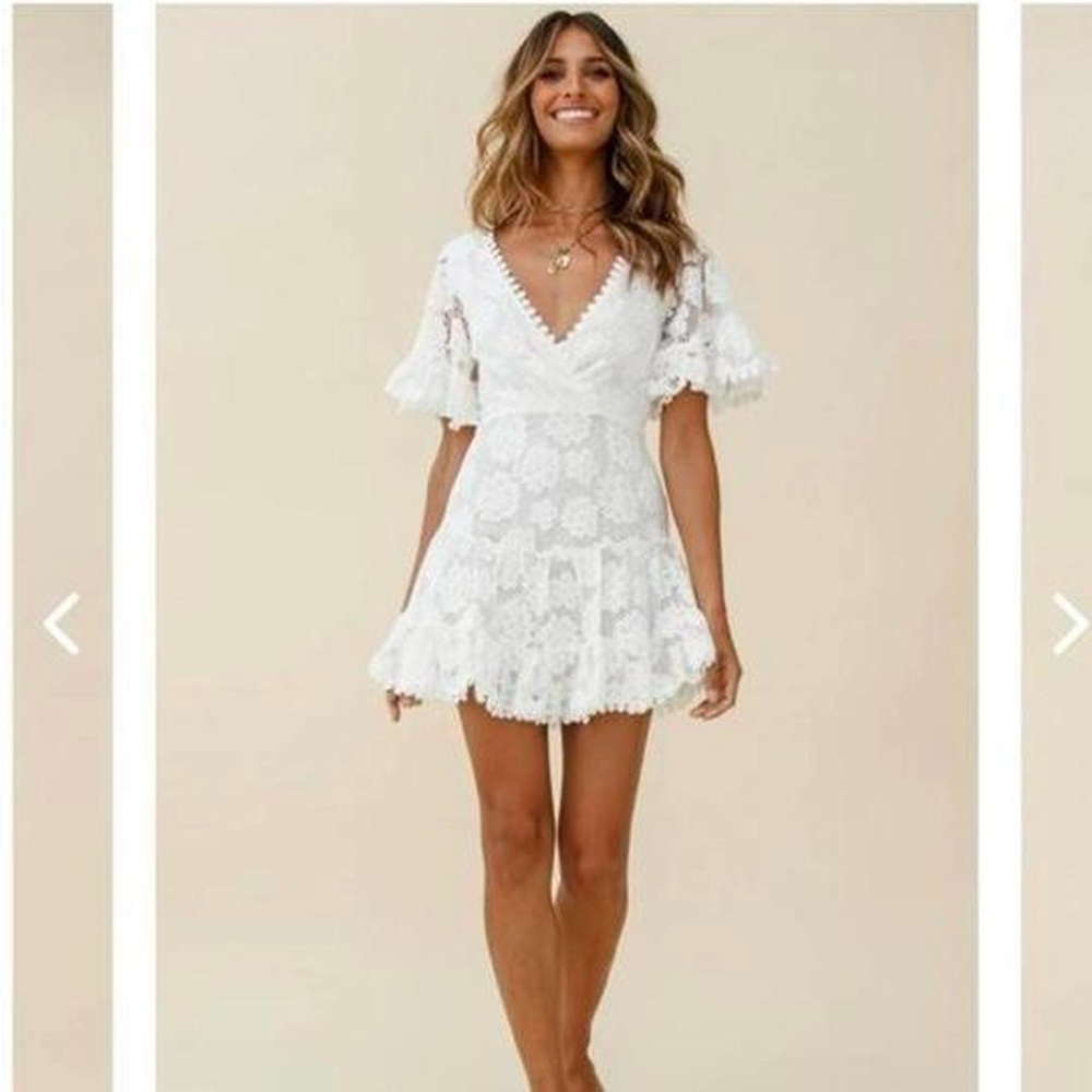 Elegant White Lace Dress